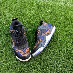 Jordan Kids Sneakers in Black, Orange & Blue